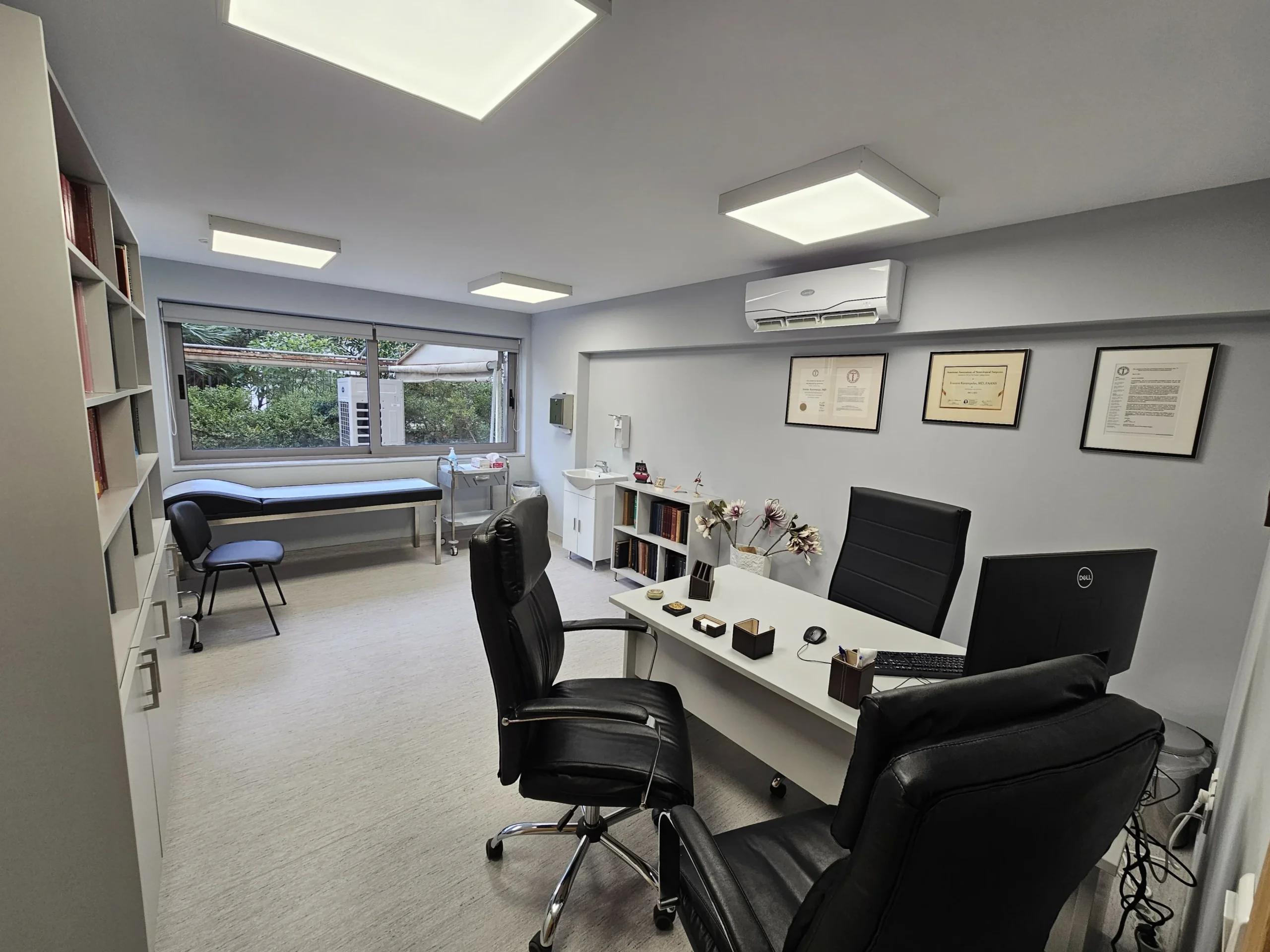 Πιστοποιήσεις στο ιατρείο της Neuroknife